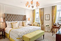 Hotel Vier Jahreszeiten - Deluxe Doppelzimmer mit Alsterblick