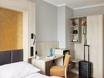 Best Western Raphael Hotel Altona - Wohnbeispiel Doppelzimmer Standard (Zimmercodierung DG1)