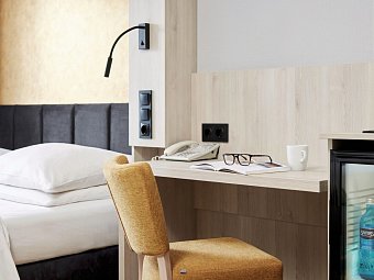 Best Western Raphael Hotel Altona - Wohnbeispiel Doppelzimmer Standard (Zimmercodierung DG1)