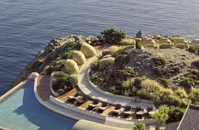 Acro Suites - A Wellbeing Resort