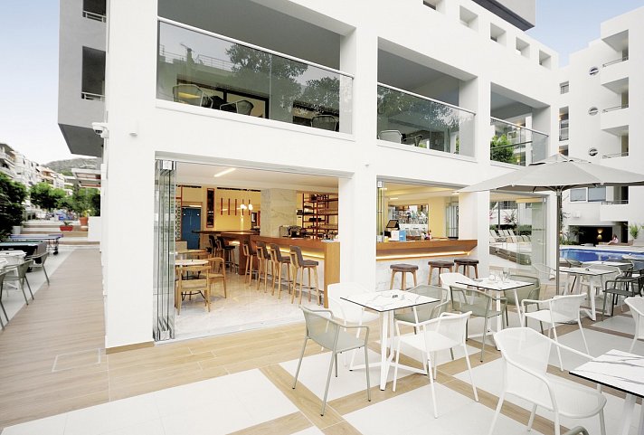 Atrium Ambiance
