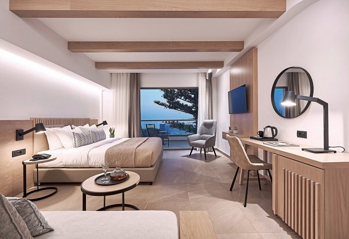 Coriva Beach - Wohnbeispiel Juniorsuite Meerblick (Zimmercodierung J1M)