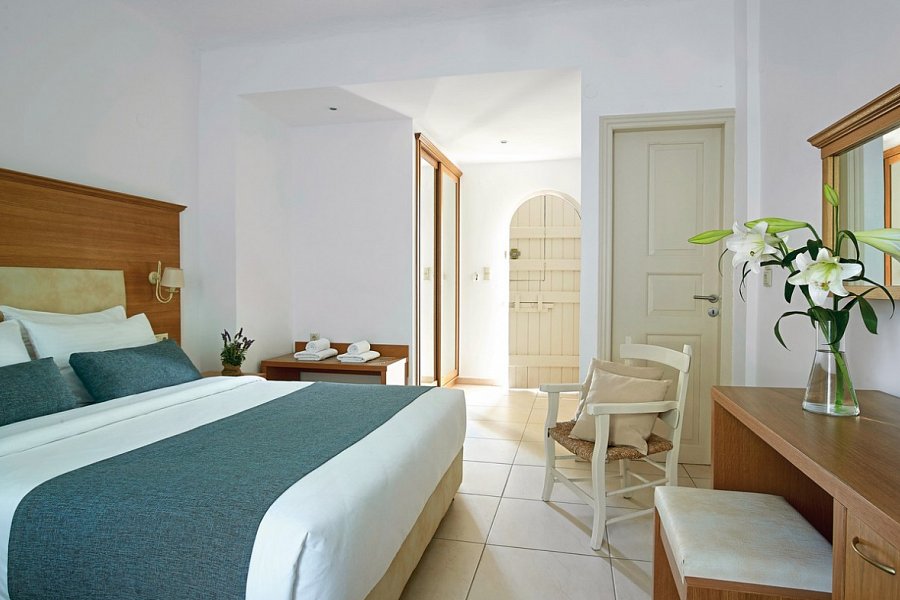 Coriva Beach - Wohnbeispiel Doppelzimmer Gartenblick (Zimmercodierung DBG)