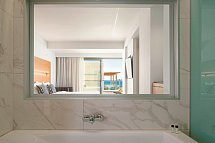 High Beach White - Wohnbeispiel Suite Deluxe Meerblick (Zimmercodierung WDM)