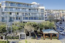 Kyma Suites Beach Hotel