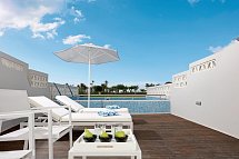 Mythos Palace - Wohnbeispiel Junior Suite Swim-Up (Zimmercodierung JBQ)