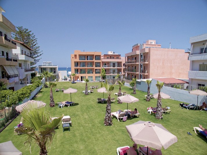 Palmera Beach