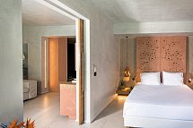 Pilot Amphora - Wohnbeispiel Suite Privatpool (Zimmercodierung WBR)