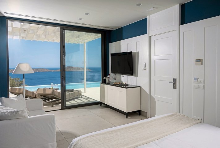 Elounda Gulf Villas - One Bedroom Superior Pool Suite