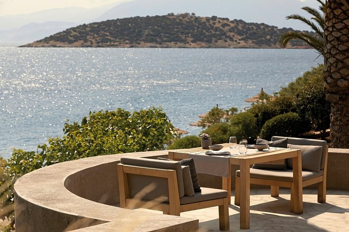 Minos Palace Hotel & Suites