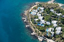 Minos Beach Art