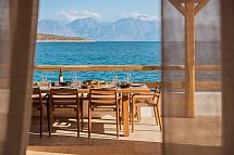 Minos Beach Art