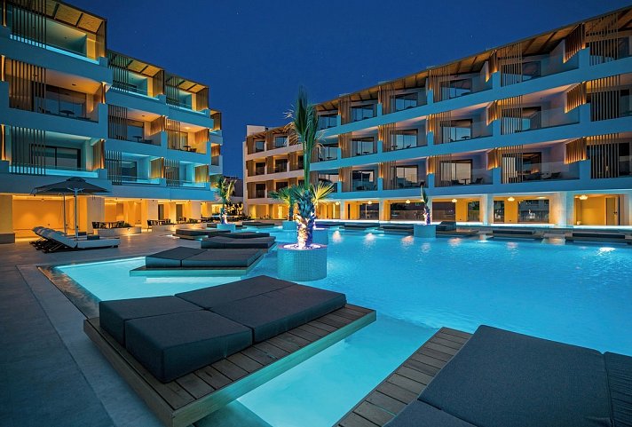 Akasha Beach Hotel & Spa