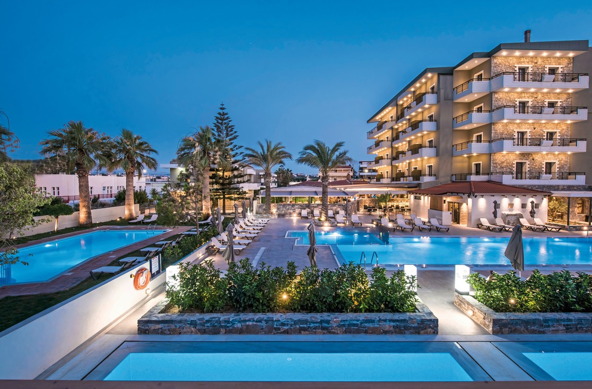 Petousis Hotel & Suites