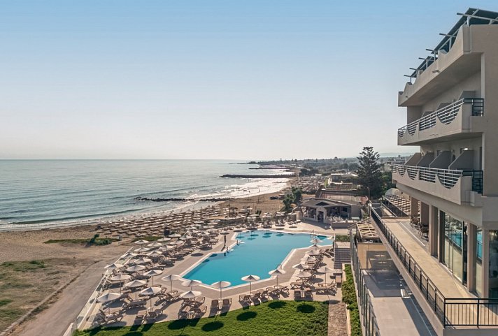 Themis Beach Hotel