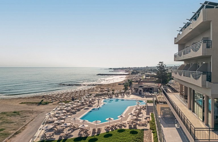 Themis Beach Hotel