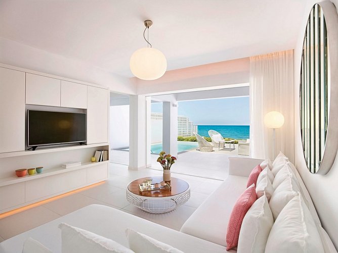 Grecotel LUX ME White - Wohnbeispiel Villa White Privat Pool Meeresfront (Zimmercodierung VBR)