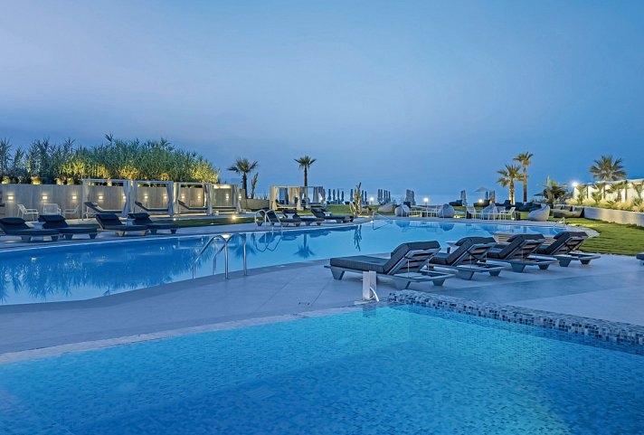 Nautilux Rethymno by Mage Hotels