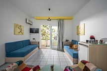 Meropi Hotel & Apartments - Wohnbeispiel Familienzimmer (Zimmercodierung FB1)