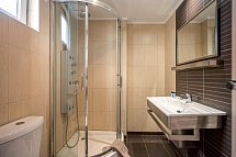 Meropi Hotel & Apartments - Badbeispiel (Zimmercodierung AB1)