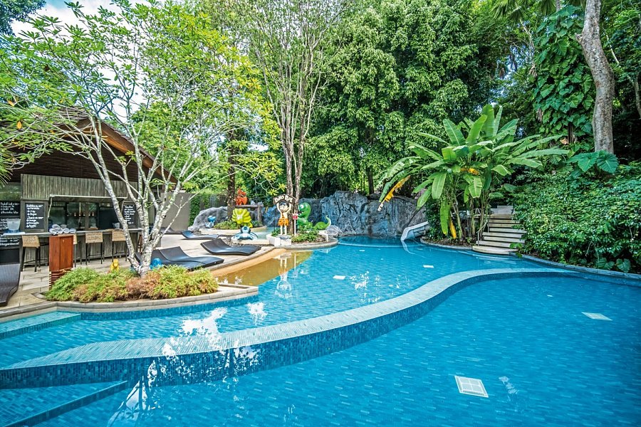Renaissance Phuket Resort & Spa