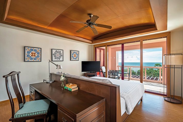 Centara Grand Beach Resort Phuket