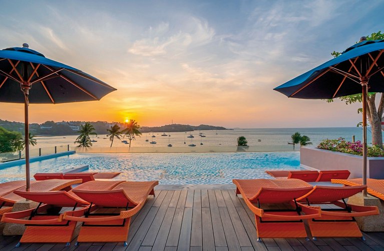 Bandara Phuket Beach Resort