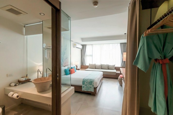 Bandara Phuket Beach Resort - Wohnbeispiel Deluxe (Zimmercodierung UD1)