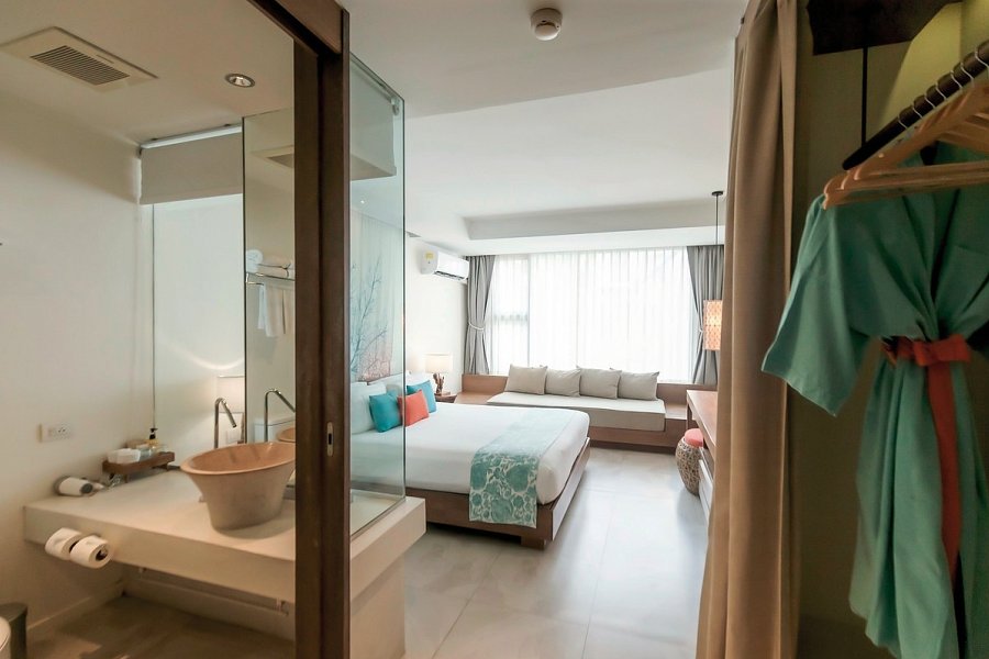Bandara Phuket Beach Resort - Wohnbeispiel Deluxe (Zimmercodierung UD1)