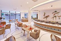 Bandara Phuket Beach Resort