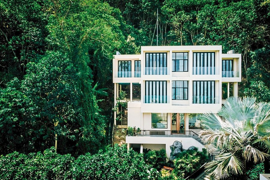 Bandara Phuket Beach Resort