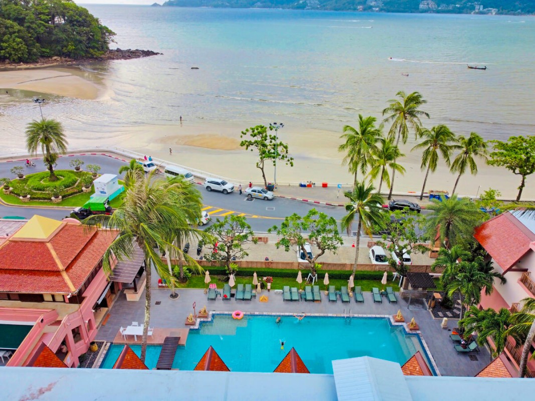 Seaview Patong Hotel