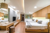 Phuket Graceland Resort & Spa - Wohnbeispiel Sunset Deluxe Pool View (Zimmercodierung U1P)