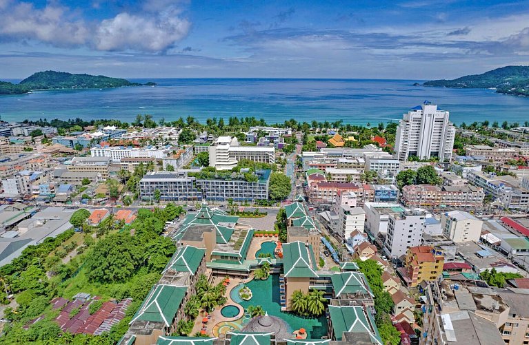 Novotel Phuket Vintage Park Resort