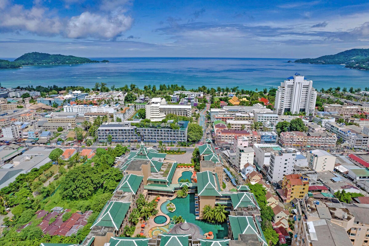 Novotel Phuket Vintage Park Resort