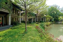 Khaolak Wanaburee Resort