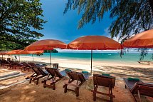 Khaolak Wanaburee Resort