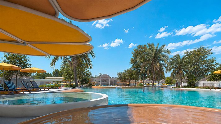The Sun Club Khao Lak