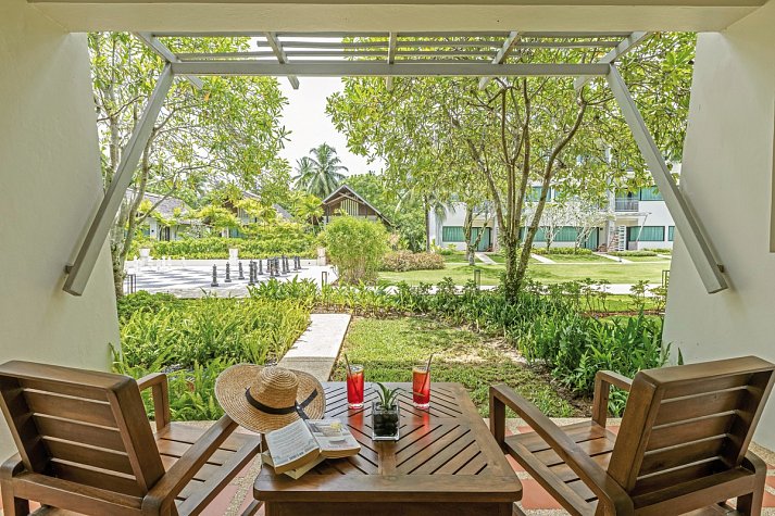 Outrigger Khao Lak Beach Resort - Wohnbeispiel Deluxe Garden Suite (Zimmercodierung WDG)