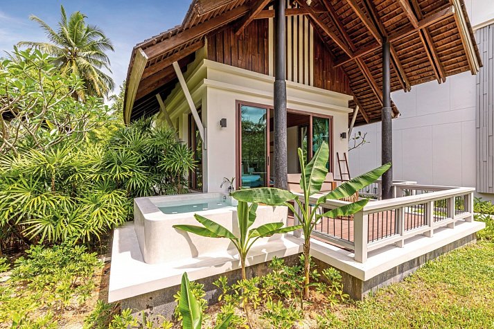 Outrigger Khao Lak Beach Resort - Wohnbeispiel Garden Villa (Zimmercodierung VBG)