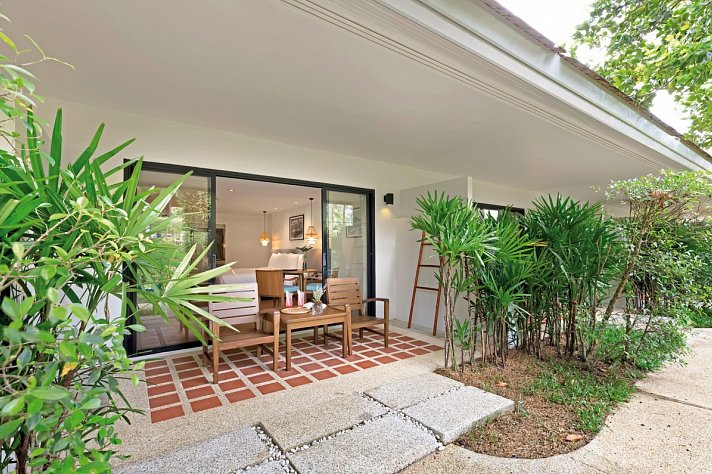 Outrigger Khao Lak Beach Resort