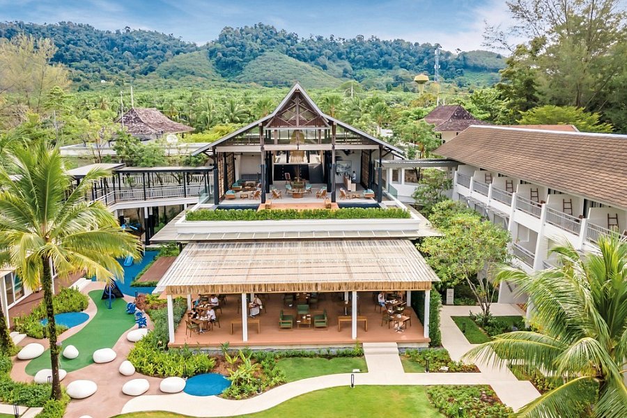 Outrigger Khao Lak Beach Resort