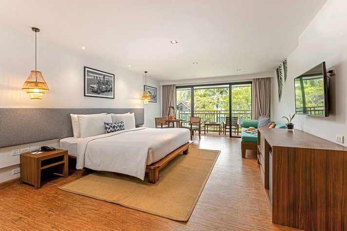 Outrigger Khao Lak Beach Resort