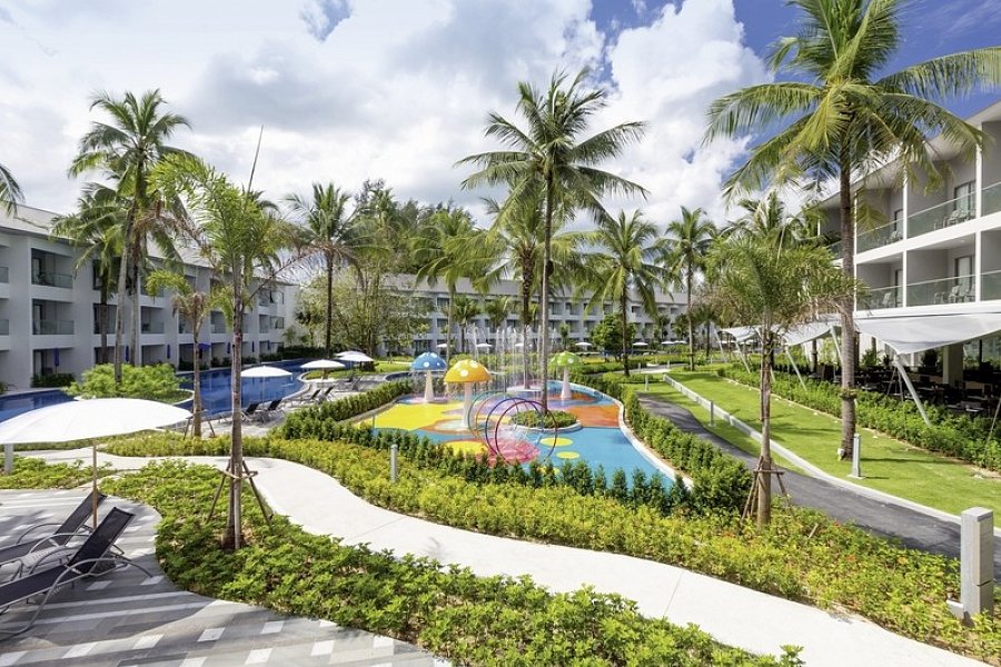 X10 Khaolak Resort