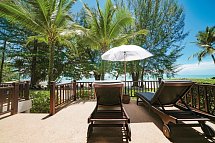 Sentido Khao Lak - Terrassenbeispiel Deluxe Bungalow Beach Front (Zimmercodierung BDM)