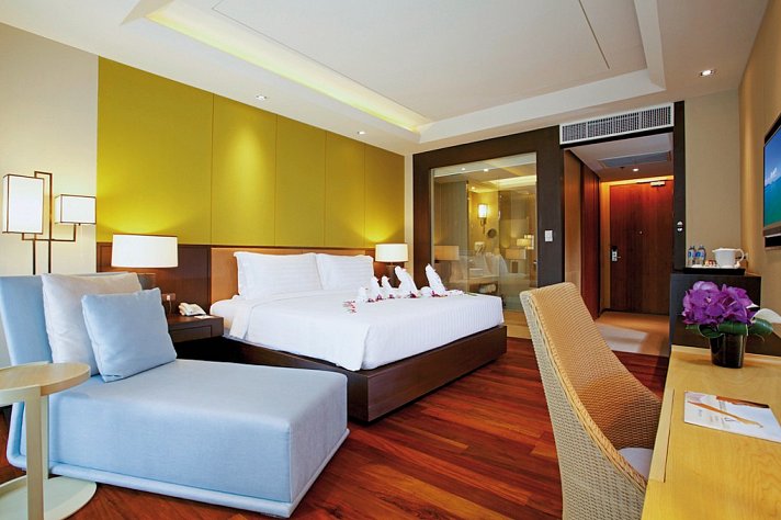 Graceland Khaolak Beach Resort