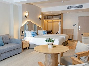 Khaolak Emerald Beach Resort & Spa - Wohnbeispiel Deluxe (Zimmercodierung UD1)