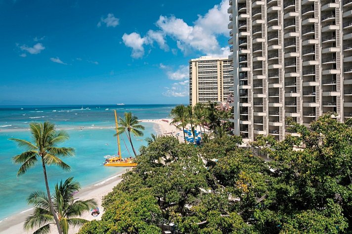 Moana Surfrider, A Westin Resort & Spa, Waikiki Beach