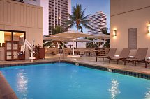 Hyatt Place Waikiki Beach