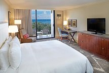 Hilton Hawaiian Village Waikiki Beach Resort - Wohnbeispiel Ocean View (Zimmercodierungen U2M, U3M, U9M & UG3)